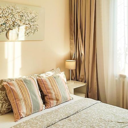 Filinhome Papa Studio 1 Novi Sad Luaran gambar