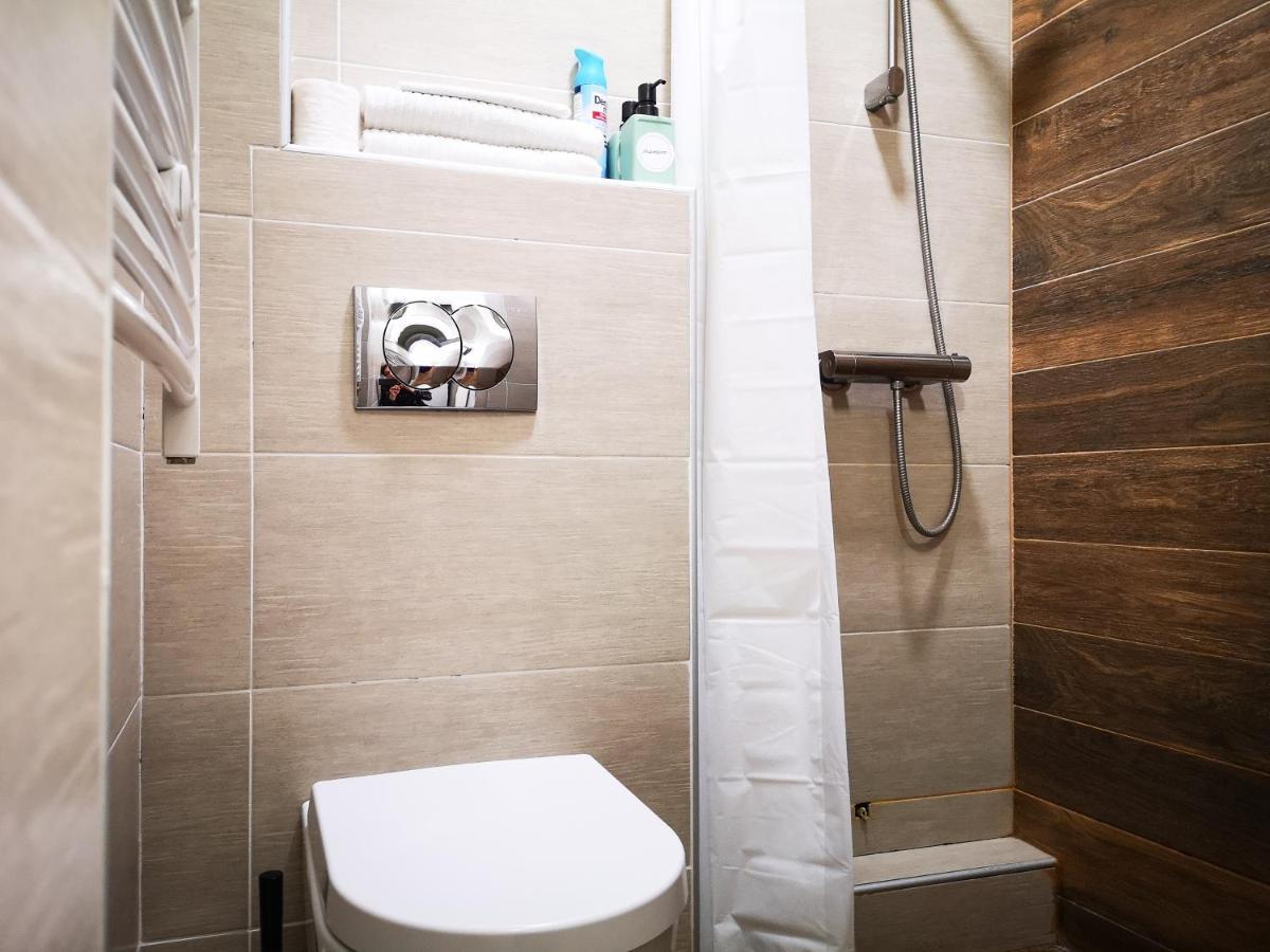 Filinhome Papa Studio 1 Novi Sad Luaran gambar